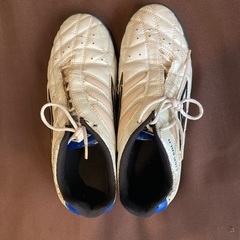 【Umbro】フットサルシューズ26.5cmの画像