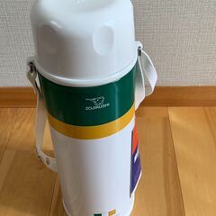 象印サーモス　魔法瓶　　KNR-750 かわいいデザインですの画像