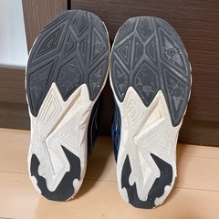 瞬足 スニーカー 22cm キッズ ネイビーの画像
