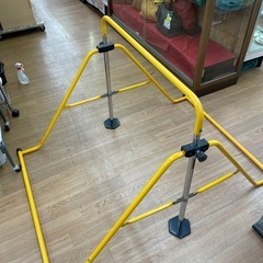 ⭐︎ドリーム荒牧店⭐︎ジモティー割引有⭐︎【クリーニング済み】DABADA/子供用/折りたたみ式鉄棒の画像