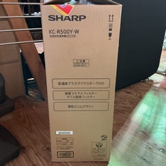 加湿空気清浄機🫧SHARPシャープKC-R500Y-W高濃度プラズマクラスター7000静電HEPAフィルターダブル脱臭フィルター薄型スリムデザイン動作未確認❗️白の画像