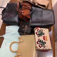 バック（8点取りまとめの画像