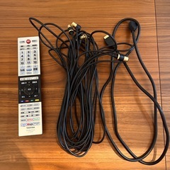 【お譲り先確定】東芝レグザ24型液晶テレビ+ケーブルの画像