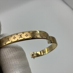 ルイヴィトン カフ ナノグラム バングル Sサイズ M00253 GP ゴールド金具 ブレスレット イタリア製の画像
