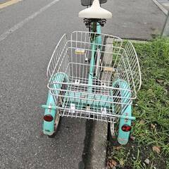 リサイクルショップどりーむ荒田店　No481　３輪自転車　前輪20インチ／後輪16インチ　水色　エコチャリNo22173Uの画像