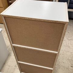 J5647【リユースのサカイ柏店】　カラーBOX　クリーニング済みの画像