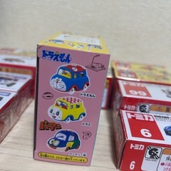 トミカ　12個の画像