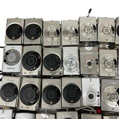 118010 ジャンク品 canon キャノン デジタルカメラ IXY 50点まとめ売り [1000023052238]の画像