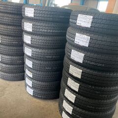 軽ﾊﾞﾝ用　ヨコハマタイヤ　大量仕入れ　軽運送の方へ　タイヤ交換してます　25600円　4本の画像