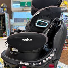 【ジャングルジャングル堺初芝店】　チャイルドシート　アップリカ　フラディアグロウ　ISOFIX360℃　セーフティーシリーズ　堺市（東区　西区　北区　南区　堺区　美原区）高石市　泉大津市　忠岡町　和泉市　松原市　大阪狭山市の画像