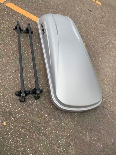 車載荷物