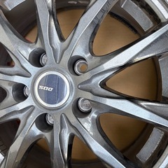 決まりました。2024年製　グットイャーアイスナビ7　205/60R16　92Q　4本　ホイールナット　タイヤカバー付き　スタッドレスタイヤ　90 ヴォクシー　ノア　など　の画像