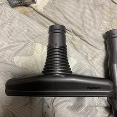 値下げ　ダイソンV6trigger充電器あり（バッテリー新品交換済み）の画像