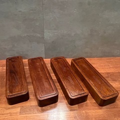 【上品な木製】ペッパーや醤油入れなど、収納の画像