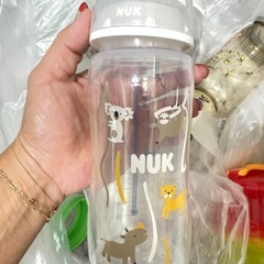 哺乳瓶の画像