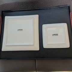 大特価、安い‼️キティちゃんのプレートセットの画像