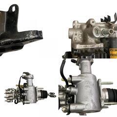 SG0001 現状品  TOYATA トヨタ プリウス DDA‐ZVW30ブレーキマスター  ASSY 2点まとめ売り [1000023061216]の画像