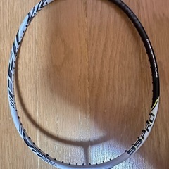バドミントンラケット
の画像