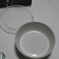 たち吉の小鉢２個（蓋付き）の画像