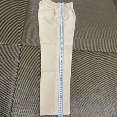 スラックスの画像
