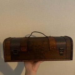 アンティーク　小物入れ　の画像