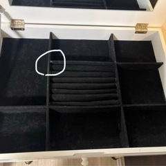 ドレッサー　ホワイト　スイートデコレーション　引き出し収納　インテリアの画像