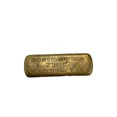 170590 現状品 ZIPPO ジッポ WORLD FAMOUS WIND PROOF LIGHTER 年数不明★動作品★ ゴールド [1000023021999]の画像
