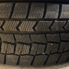 DUNLOP 205/60R16 23年製　冬タイヤ　【♯自-5 ②】 DUNLOP 205/60R16 23年製冬タイヤ【♯自-5 ②】