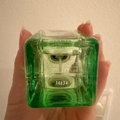 定価14980円→7500円　エルメス　香水　50ml の画像
