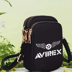 【新品未使用】アヴレックス　ポーチの画像