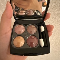 【新品未使用】定価9460円→5000円　CHANELアイシャドウ　レキャトルオンブルの画像