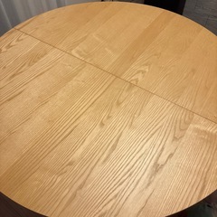 新品　ダイニングテーブル　伸縮可能　円卓の画像