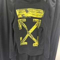 15日まで限定【フーディ】off-white 19aw acrylic arrowsの画像