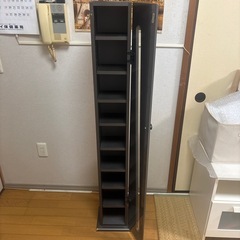 スリム収納棚の画像