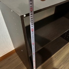 木目調の棚の画像