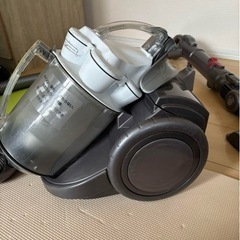 ダイソン　キャニスター型サイクロン式掃除機の画像
