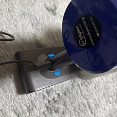 dyson V8  掃除機 スティッククリーナーの画像