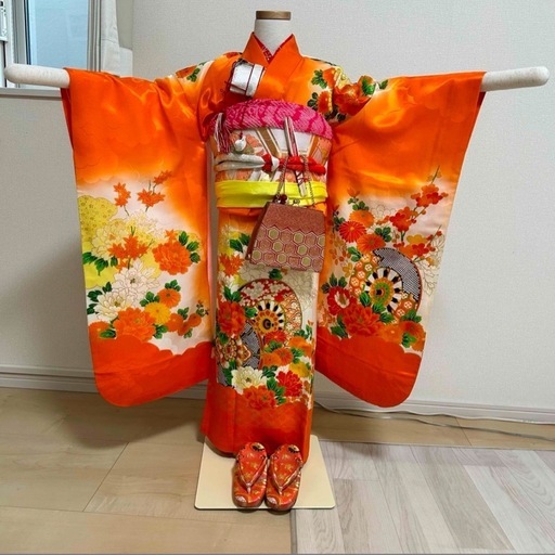 オレンジ 金駒刺繍 源氏車 花 七五三 7歳 13点フルセット 髪飾り付き