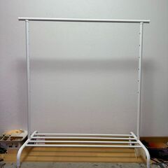 IKEA ハンガーラック RIGGA リッガの画像