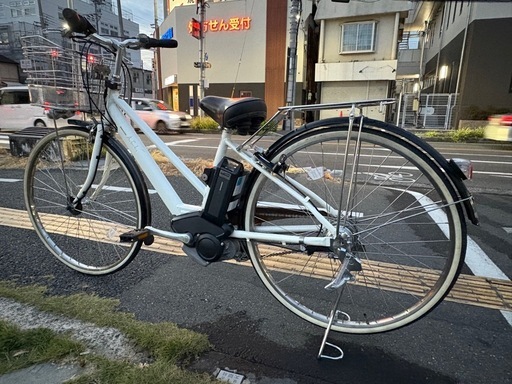 中古27インチブリヂストン電動アシスト自転車　8段　12.8Ah 大阪