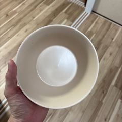 使用済みの食器の画像