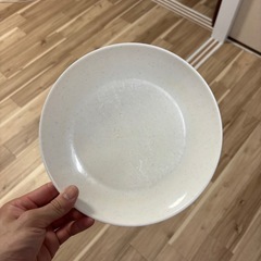 お皿の画像