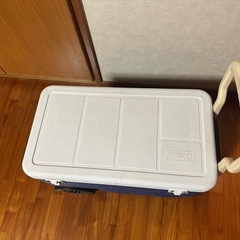 coleman クーラーボックスの画像