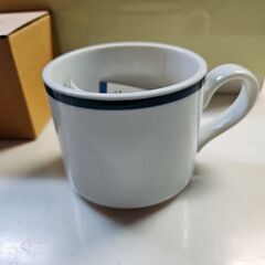 無料☆カップ&ソーサー、蓋つき丼など食器6点の画像