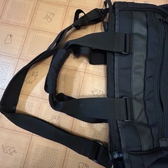 ユニクロ　ショルダーバッグ　トートバッグの画像