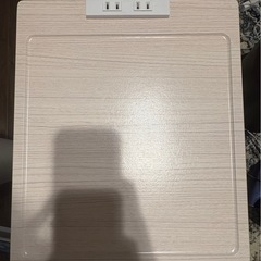 ベットサイドテーブル　コンセント付きの画像