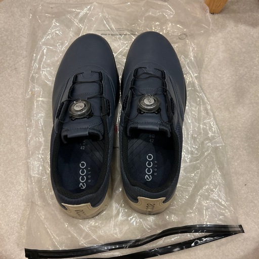 ゴルフシューズ