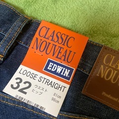 新品✨EDWINジーパンの画像