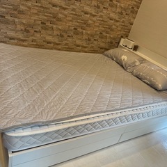 収納ありダブルベットフレーム
✳︎マットレス付きの画像