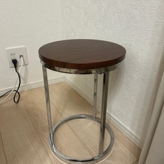 サイドテーブルの画像